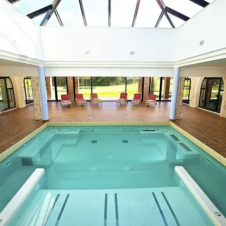 Château Et Golf De Taulane 4* La Martre