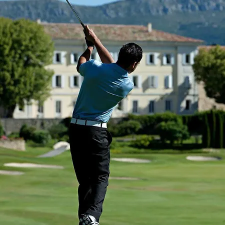 Hotel Château Et Golf De Taulane La Martre